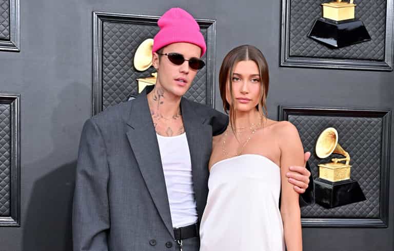 Hailey Bieber shuts down pregnancy speculation: “Leave me alone” Hailey Bieber shuts down pregnancy speculation: “Leave me alone”