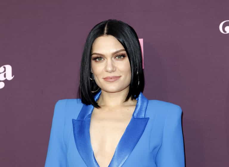 Jessie J asks fans to stop commenting on her weight following miscarriage Jessie J asks fans to stop commenting on her weight following miscarriage