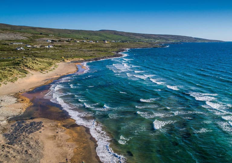 Man (40s) dies after getting into difficulty swimming in Co. Clare Man (40s) dies after getting into difficulty swimming in Co. Clare