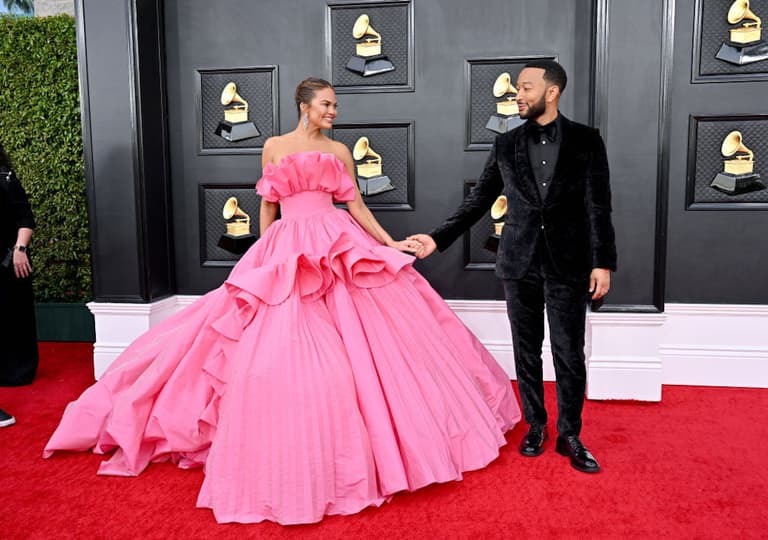 “Joy has filled our home”: Chrissy Teigen announces pregnancy “Joy has filled our home”: Chrissy Teigen announces pregnancy