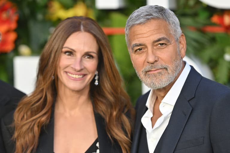 George Clooney and Julia Roberts are set to appear on tomorrow’s Late Late Show George Clooney and Julia Roberts are set to appear on tomorrow’s Late Late Show