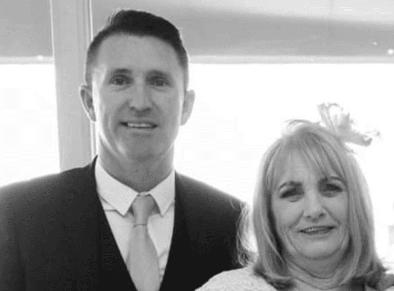 Robbie Keane pens heartfelt tribute following the death of his mother Robbie Keane pens heartfelt tribute following the death of his mother