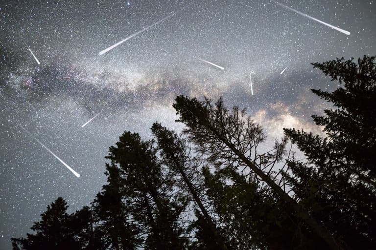 A Meteor shower will be visible over Ireland today A Meteor shower will be visible over Ireland today
