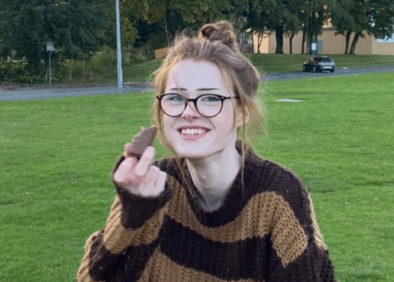 Teenager Brianna Ghey was bullied for years before fatal stabbing Teenager Brianna Ghey was bullied for years before fatal stabbing
