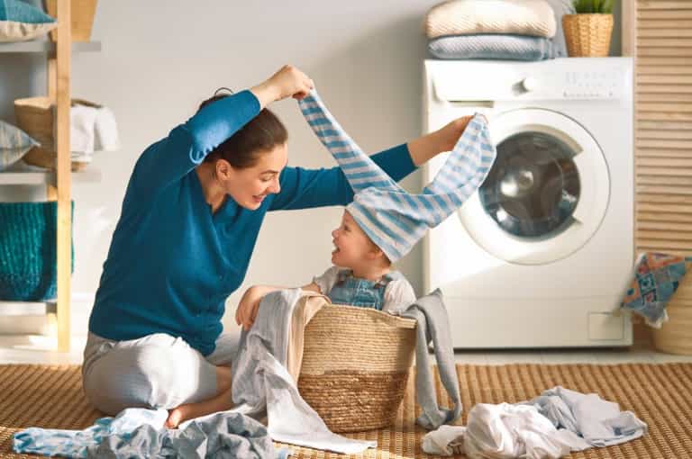 This is a handy ‘overnight’ hack for drying clothes in winter without using a heater or dryer This is a handy ‘overnight’ hack for drying clothes in winter without using a heater or dryer