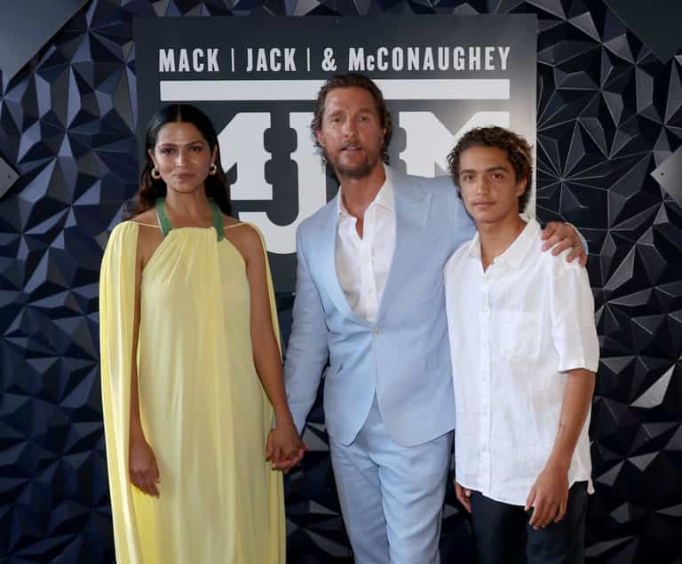 Matthew McConaughey is being praised for social media parenting decision Matthew McConaughey is being praised for social media parenting decision