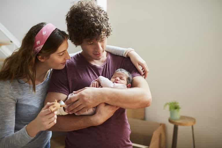 Therapist explains what all couples should know before welcoming a baby Therapist explains what all couples should know before welcoming a baby