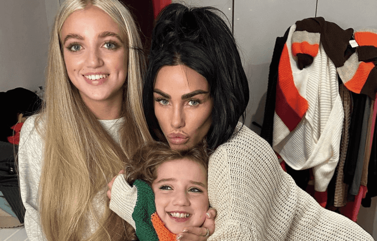Katie Price confesses that she would ‘love’ to have another baby Katie Price confesses that she would ‘love’ to have another baby