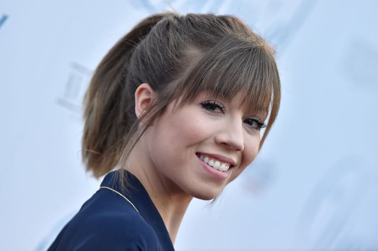 Jennette McCurdy opens up about decision to freeze her eggs despite not wanting children Jennette McCurdy opens up about decision to freeze her eggs despite not wanting children