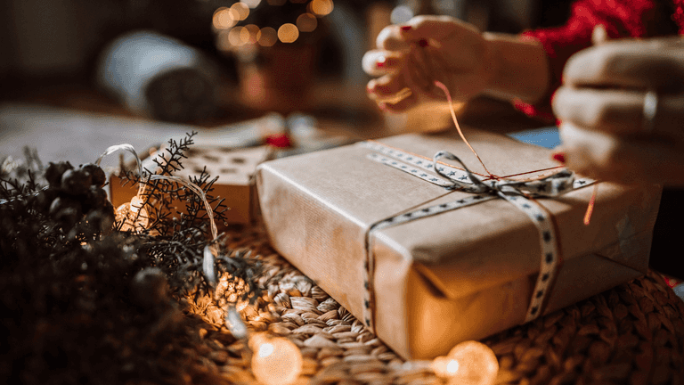 Mum decides to only buy one of her kids a Christmas present Mum decides to only buy one of her kids a Christmas present