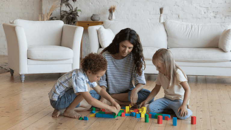 ‘Am I wrong for calling the police on the parents of the kids I babysit?’ ‘Am I wrong for calling the police on the parents of the kids I babysit?’