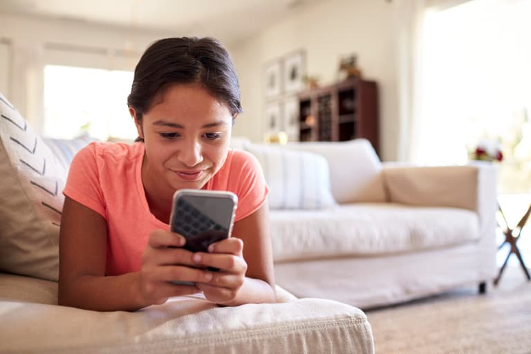 Ask yourself these six questions before buying your child a phone Ask yourself these six questions before buying your child a phone