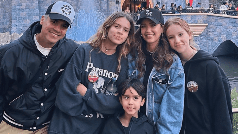 Jessica Alba shares how she and her daughter’s relationship improved after they started therapy Jessica Alba shares how she and her daughter’s relationship improved after they started therapy