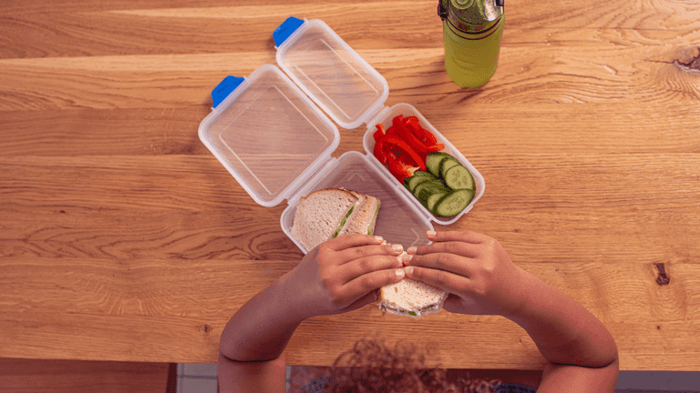 Teacher told my child to eat her lunch alone because of ‘the smell’ Teacher told my child to eat her lunch alone because of ‘the smell’