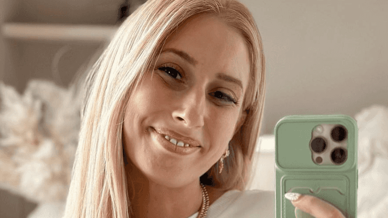 Stacey Solomon breaks silence over reality TV show backlash Stacey Solomon breaks silence over reality TV show backlash