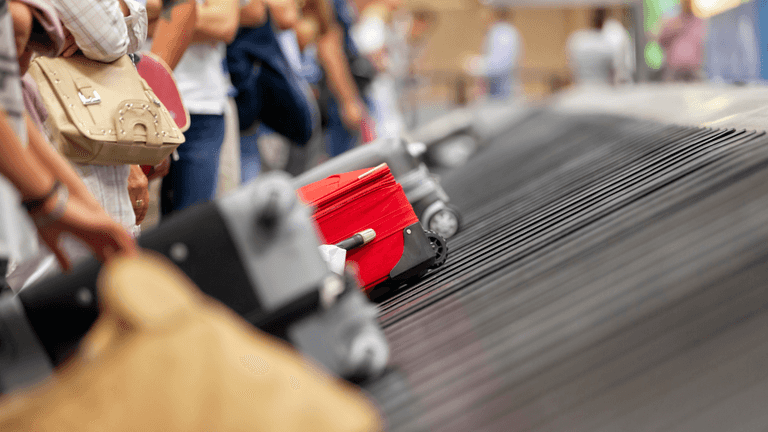 Ryanair issues advice to anyone travelling with black, grey or navy suitcases over the coming months Ryanair issues advice to anyone travelling with black, grey or navy suitcases over the coming months