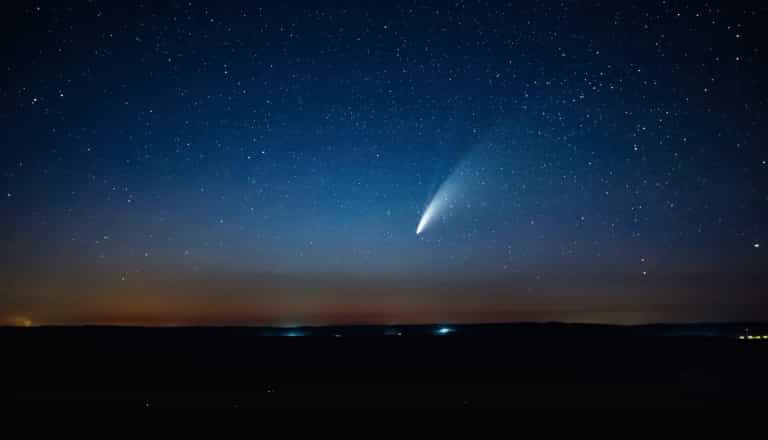 Once-in-a-lifetime comet set to light up Irish skies tonight Once-in-a-lifetime comet set to light up Irish skies tonight