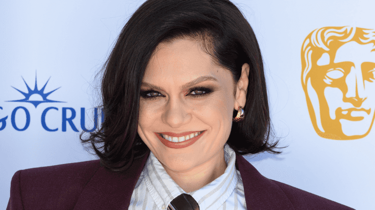 Breast cancer symptoms you shouldn’t ignore after Jessie J is diagnosed Breast cancer symptoms you shouldn’t ignore after Jessie J is diagnosed
