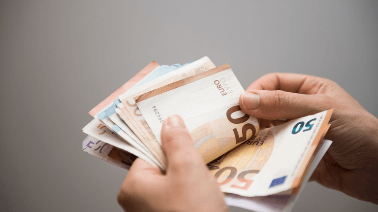 Government considering €50 increase in Child Benefit rate Government considering €50 increase in Child Benefit rate