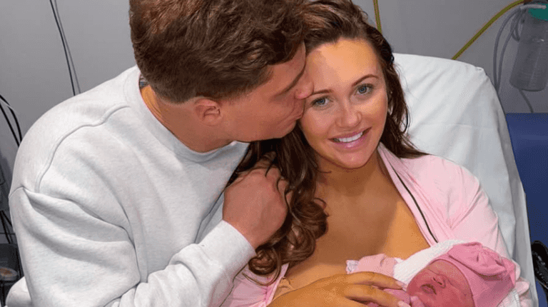 Charlotte Dawson sparks vital conversation about the pressure on women to bounce back after birth Charlotte Dawson sparks vital conversation about the pressure on women to bounce back after birth