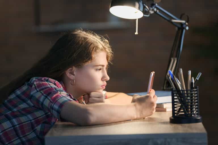 Another country bans social media for children under 15 Another country bans social media for children under 15