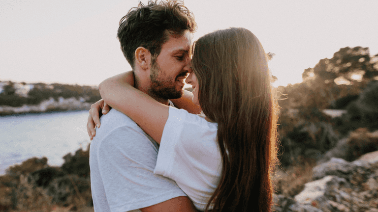 This is the perfect age gap for a couple, according to experts This is the perfect age gap for a couple, according to experts