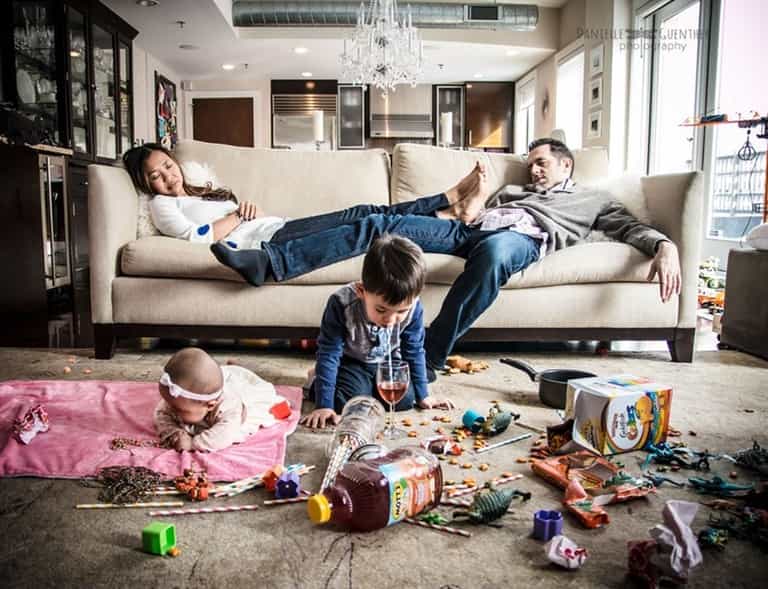 The more chaotic side of life with children is captured by a photographer The more chaotic side of life with children is captured by a photographer