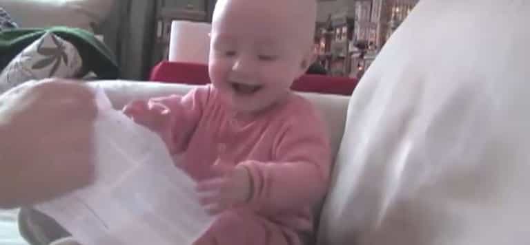 Video golden oldie: This baby laughing hysterically at ripping paper still gets us Video golden oldie: This baby laughing hysterically at ripping paper still gets us