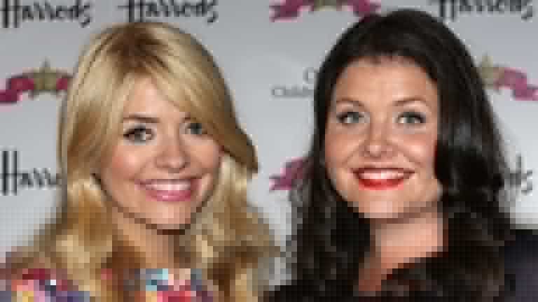 Holly Willoughby’s sister shares sweetest throwback pic for her birthday Holly Willoughby’s sister shares sweetest throwback pic for her birthday