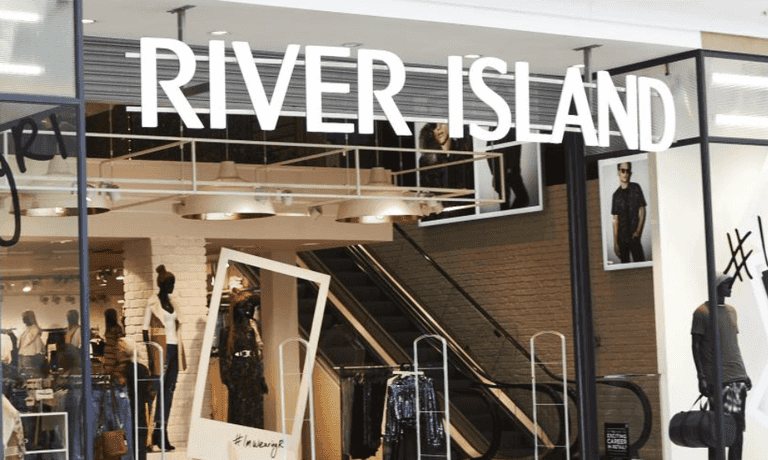 River Island has just released the winter coat of DREAMS and we need it now River Island has just released the winter coat of DREAMS and we need it now