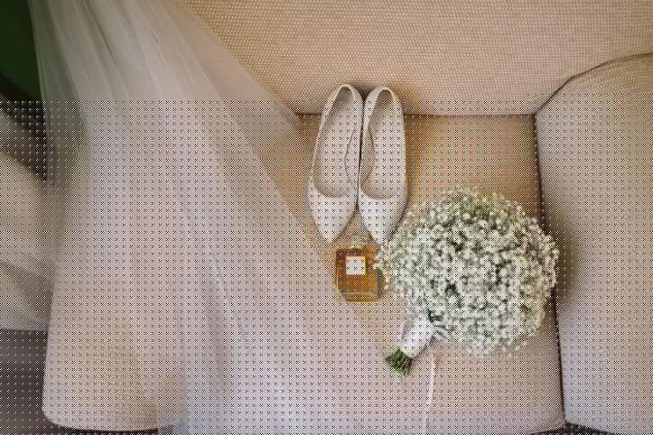 Experts share their tips to help find the perfect wedding day perfume Experts share their tips to help find the perfect wedding day perfume