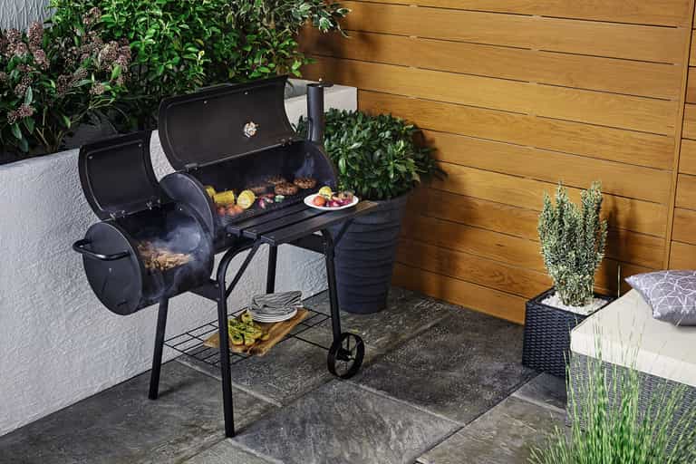 Aldi’s €80 smoker barbecues will be in stores for the bank holiday weekend Aldi’s €80 smoker barbecues will be in stores for the bank holiday weekend