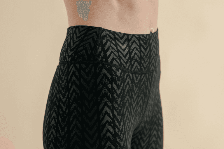 Cork native Emylou Hurley designs sustainable yoga wear perfect for busy mums Cork native Emylou Hurley designs sustainable yoga wear perfect for busy mums