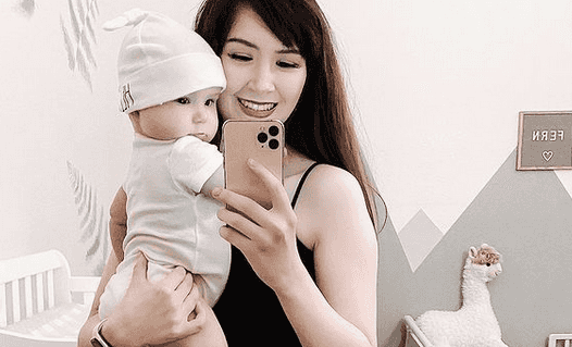‘It’s a baby prison’ – one mum’s controversial approach to parenting has caused some backlash ‘It’s a baby prison’ – one mum’s controversial approach to parenting has caused some backlash