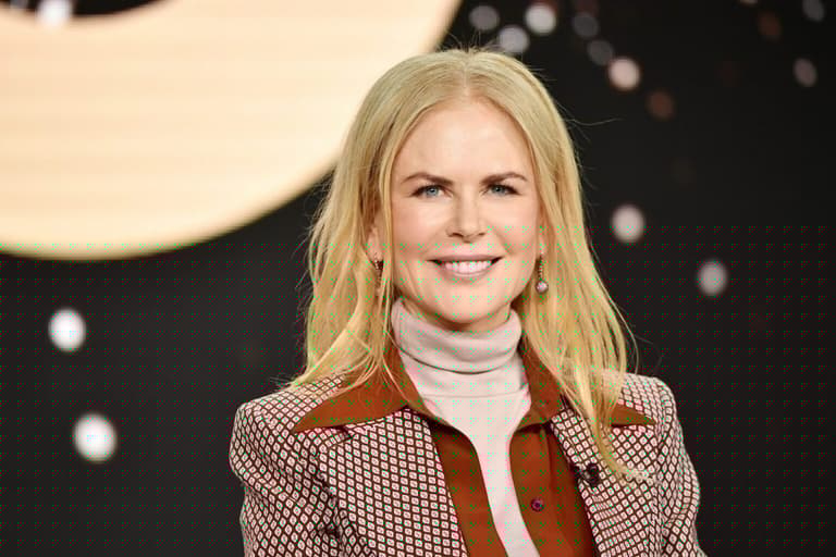“Why is she dressed like a schoolgirl?”: Nicole Kidman under fire over magazine cover “Why is she dressed like a schoolgirl?”: Nicole Kidman under fire over magazine cover