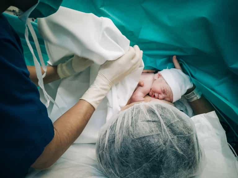 Mum heartbroken after her husband misses their child’s birth for selfish reason Mum heartbroken after her husband misses their child’s birth for selfish reason