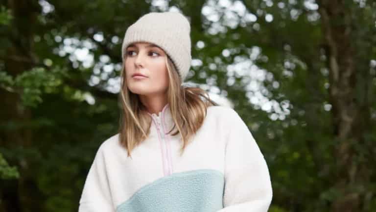 The €20 Dunnes Stores fleece everyone is swiping up for winter The €20 Dunnes Stores fleece everyone is swiping up for winter