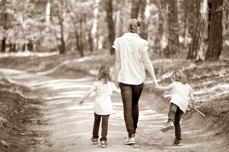 ‘Childless’ or ‘childfree’, Niamh O’Reilly says she parents all the time ‘Childless’ or ‘childfree’, Niamh O’Reilly says she parents all the time