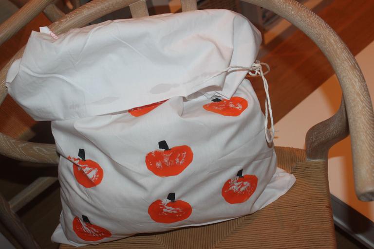 DIY your own trick-or-treat bag (using an old pillowcase!) DIY your own trick-or-treat bag (using an old pillowcase!)