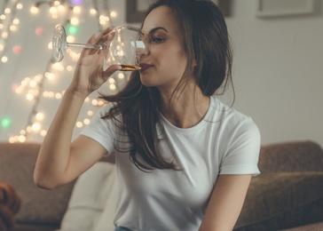 The 8 Stages Of Talking Yourself Out Of New Year’s Resolutions The 8 Stages Of Talking Yourself Out Of New Year’s Resolutions