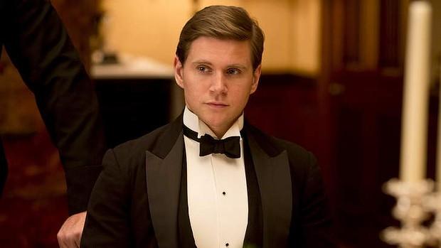 Downton Abbey star Allen Leech announces engagement to girlfriend of two years Downton Abbey star Allen Leech announces engagement to girlfriend of two years