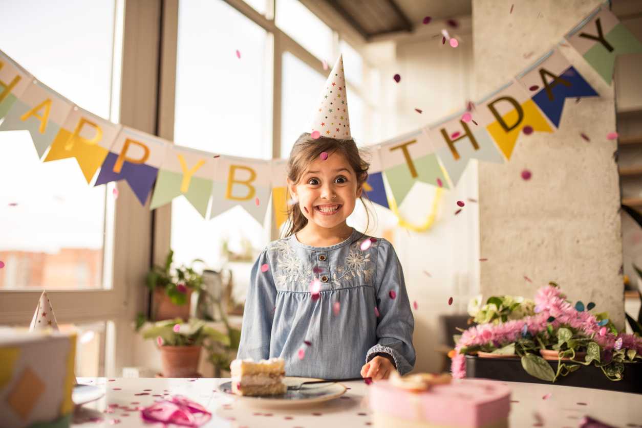 Little girl heartbroken after only two people show up at her birthday for odd reason