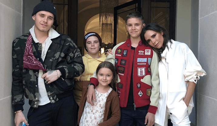 The adorable way Harper Beckham keeps her family with her every day at school The adorable way Harper Beckham keeps her family with her every day at school