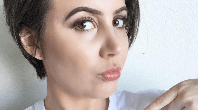 Woman says she ends friendships when her friends become pregnant Woman says she ends friendships when her friends become pregnant