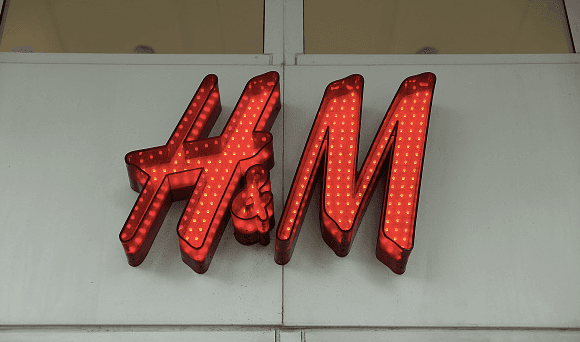 The €9 H&M everyday style bargain that every mum on the run will appreciate The €9 H&M everyday style bargain that every mum on the run will appreciate