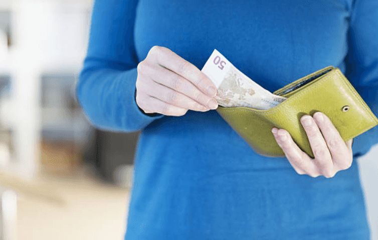 RTÉ is looking for people for a show about how to be better with money