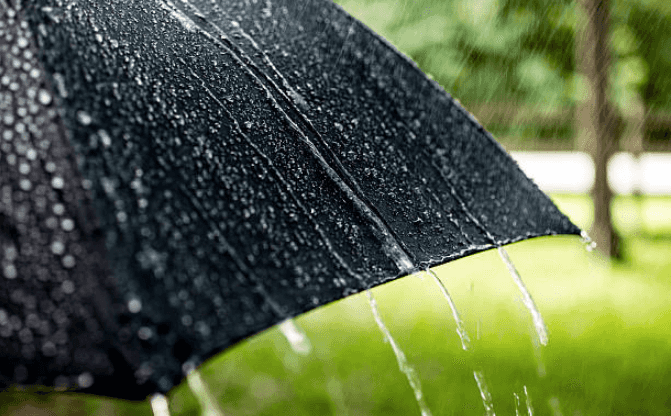 Temperatures set to drop by a massive 10C by this weekend Temperatures set to drop by a massive 10C by this weekend