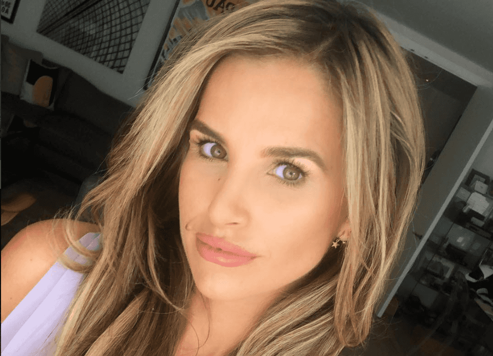 We adore the pink jumper that Vogue Williams wore this morning but it’s very expensive