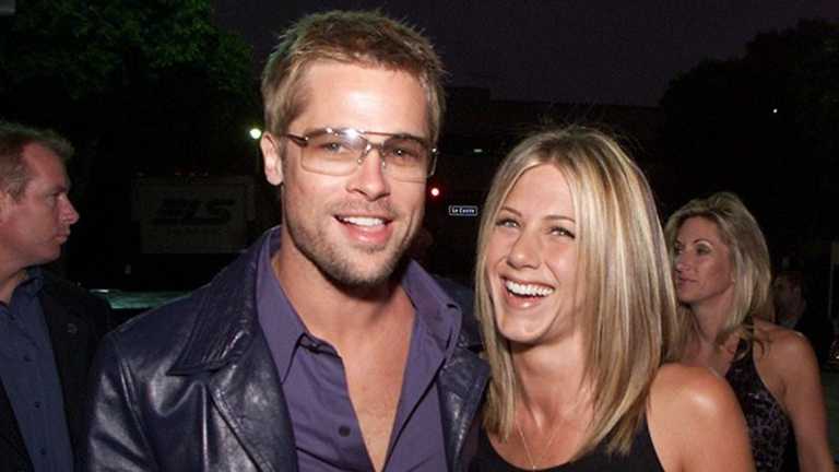 Brad Pitt sent Jennifer Aniston a gift before attending her 50th birthday bash Brad Pitt sent Jennifer Aniston a gift before attending her 50th birthday bash