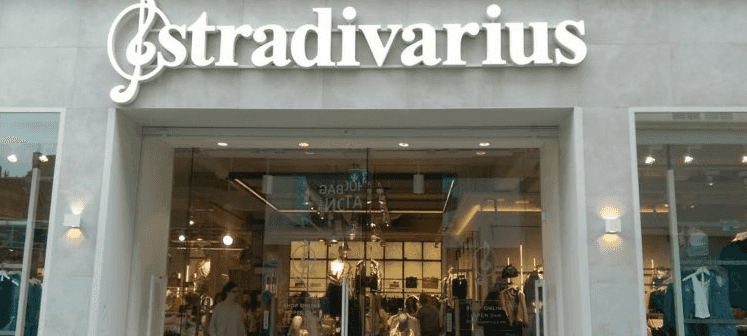 This collection of maxi dresses from Stradivarius will have you sorted for spring This collection of maxi dresses from Stradivarius will have you sorted for spring
